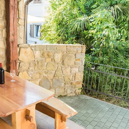 Old House Διαμέρισμα