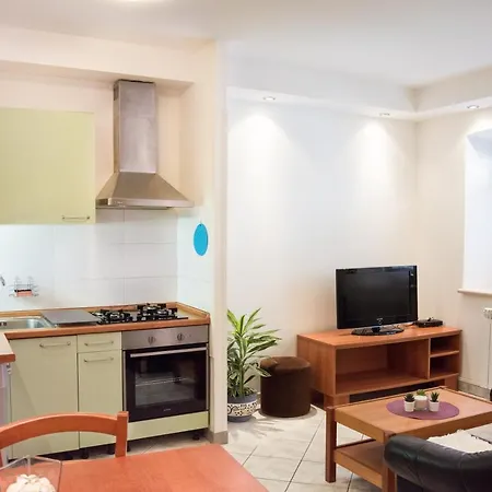 Old House Apartament *